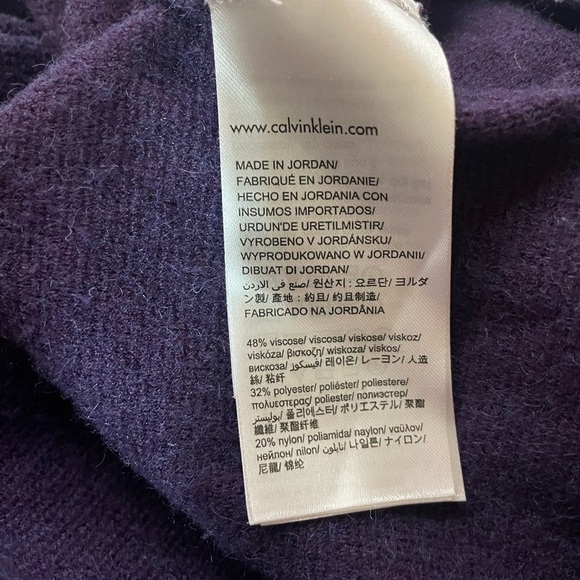 Calvin Klein cowl neck sweater. A beautiful rich purple and so so soft! Size L - Picture 2 of 4